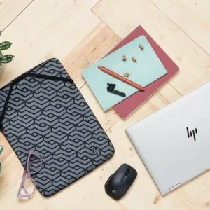 Retour gratuit en magasin. Tout neuf ✨ HP Bluetooth Travel Mouse 🌟 17